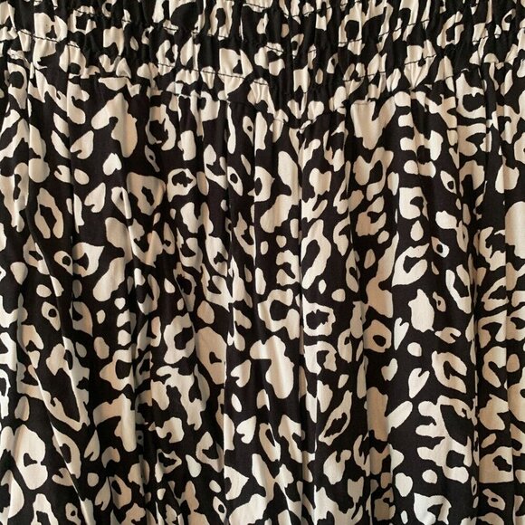 Cameo Rose palazzo Pants Elastic Smocked Waist Band Black & White Print Sz US 8 - Picture 4 of 7